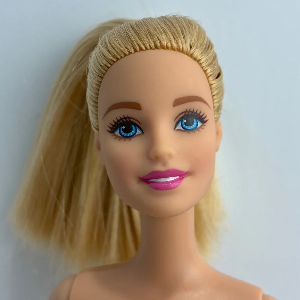 2015 Barbie Glitz & Glam Target Exclusive - Base Doll - For OOAK Customization